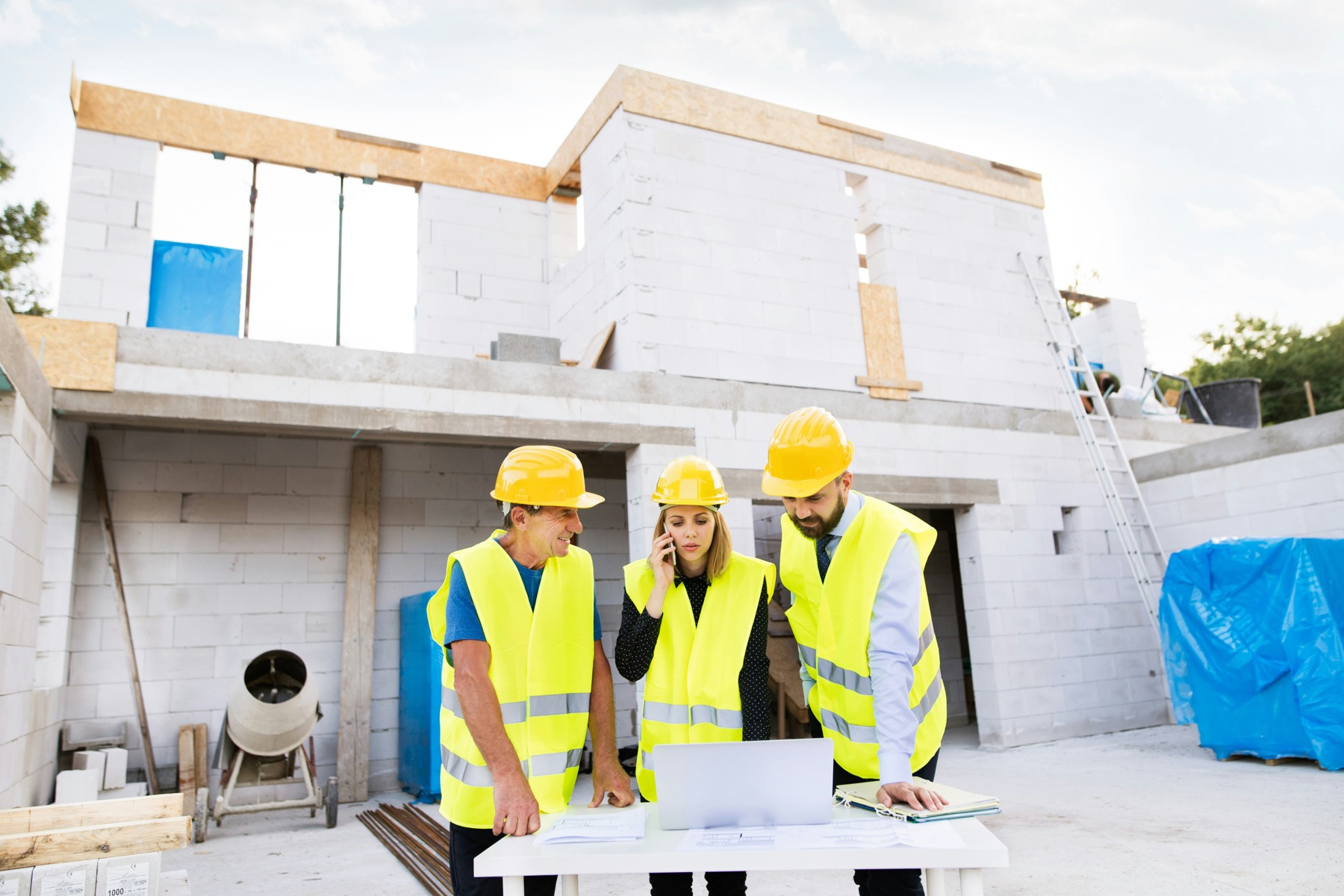 Curtain wall installation