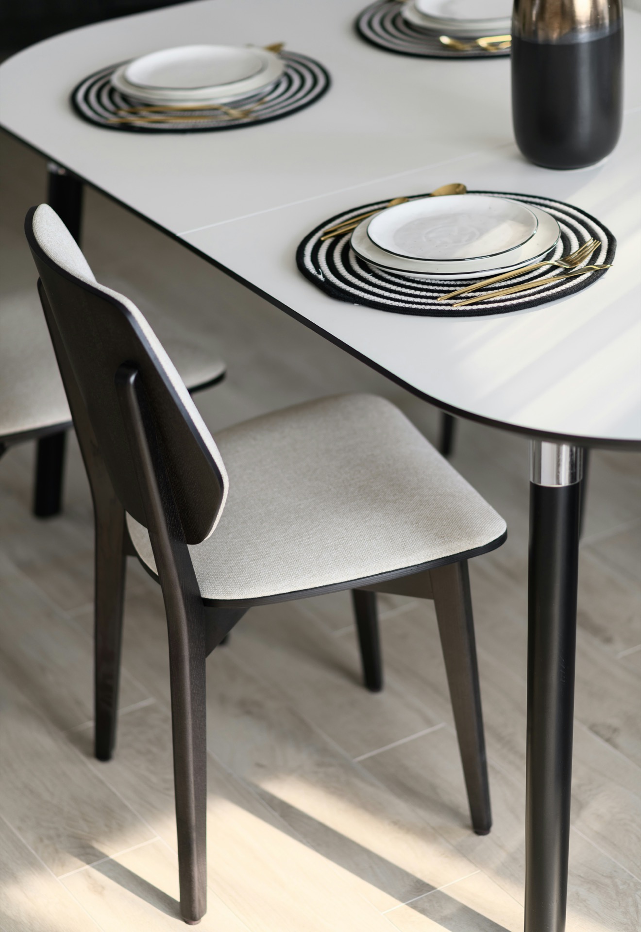 Entryway with brass and plaster details